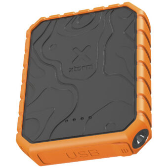 Xtorm XR201 Xtreme 10 000 mAh 20 W QC3.0 vanntett robust mobillader med lommelykt