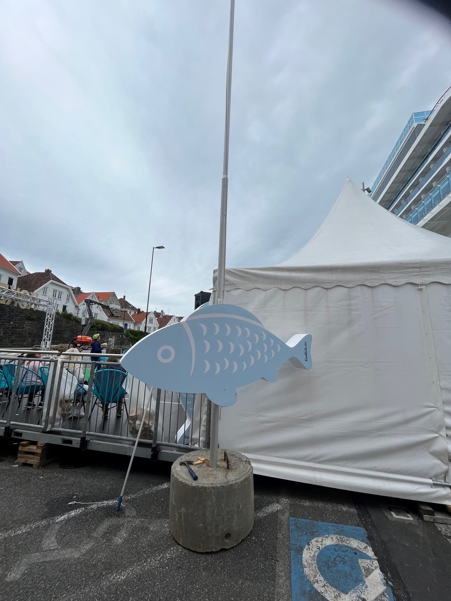 Blue Planet - isoporfisk på GladMat